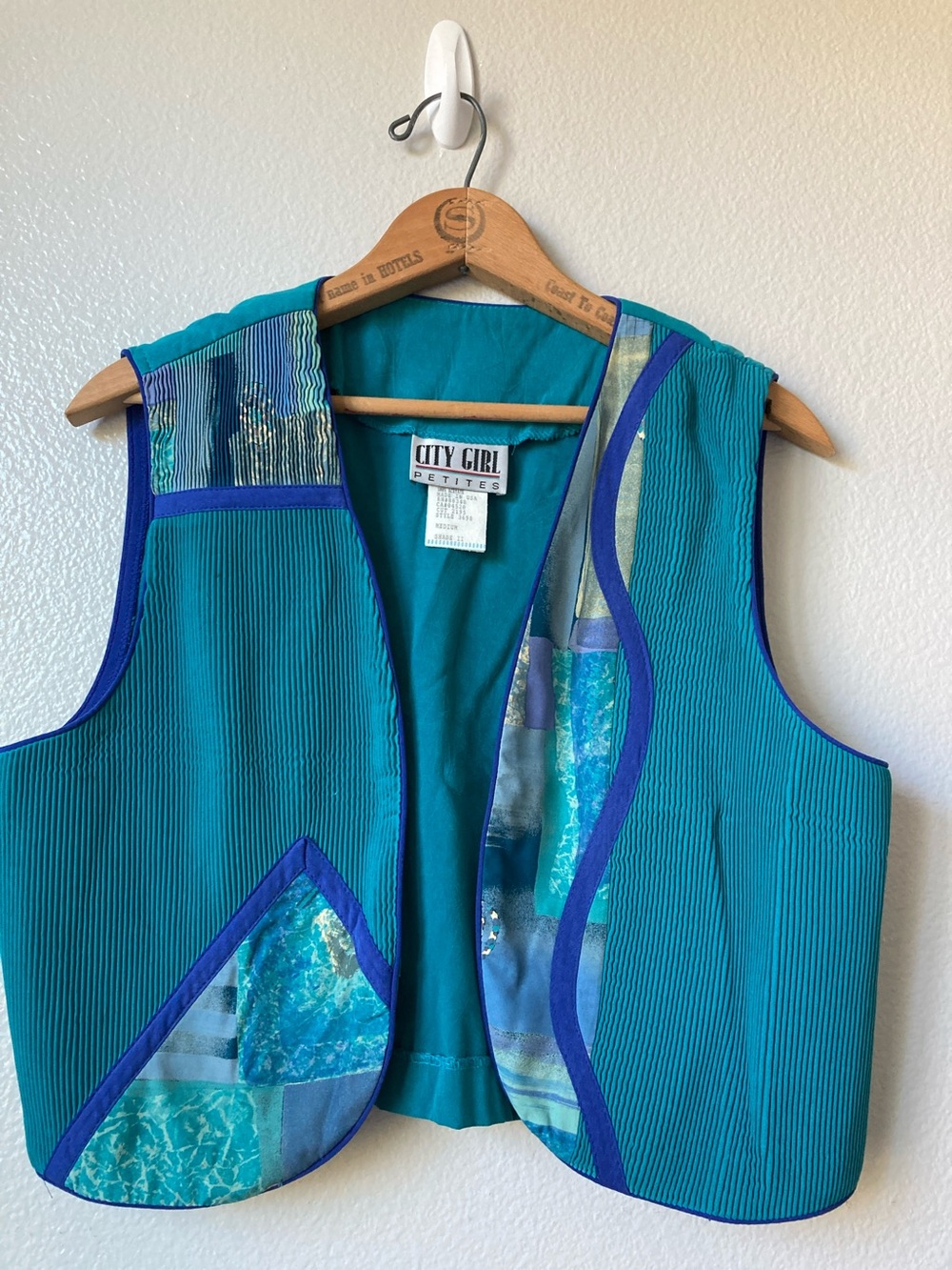Vintage 80s 90s vest City Girl petites Crop textured artsy teal sz M